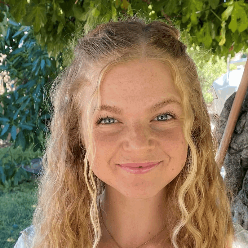 Headshot of Bridget Fortin. 