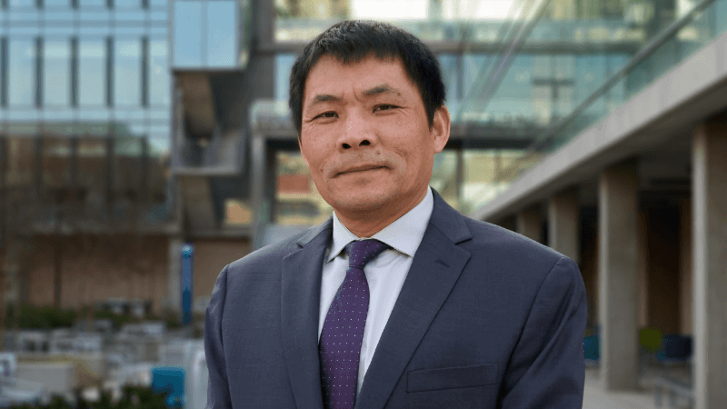 Professor Xiangmin Xu headshot.