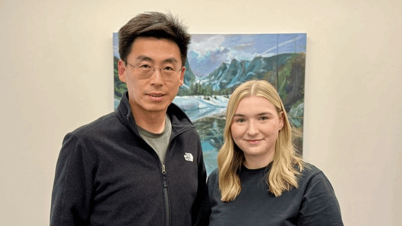 Professor Yongsheng Shi, PhD, with postdoctoral scientist Lindsey Soles, PhD.