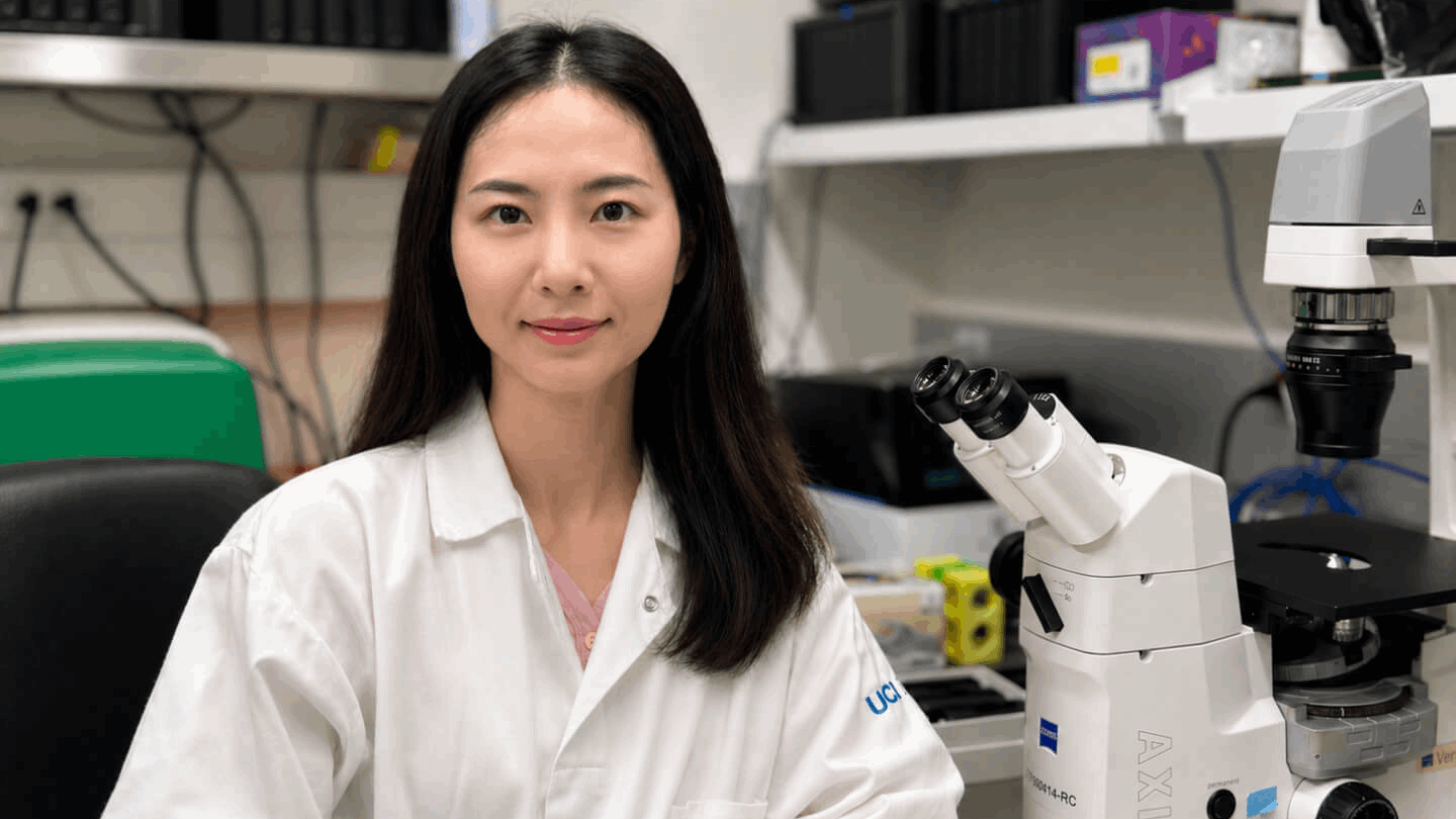 Yexuan Cao, MD, PhD, in her lab.