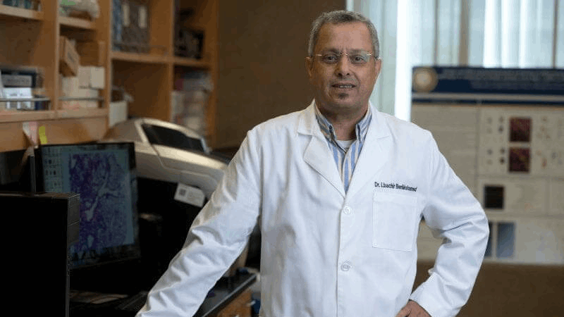 Lbachir BenMohamed in his lab