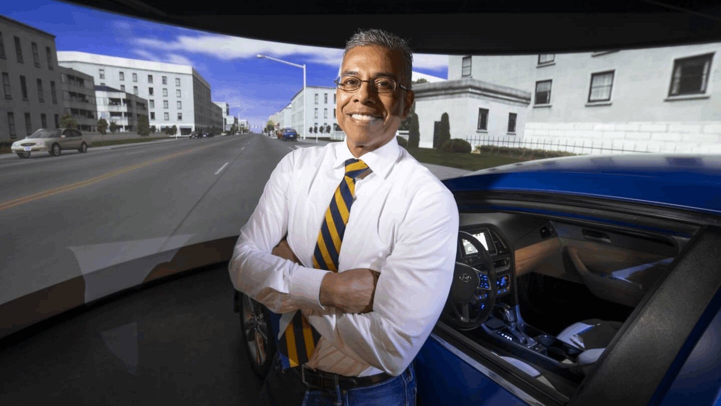 Federico E. Vaca, MD, MPH, in the Brain, Body & Behavior Driving Simulation Lab (B3DrivSim) at UC Irvine.